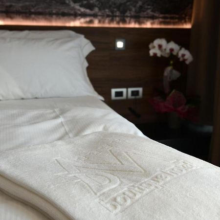 Dolomeet Boutique Hotel Pinzolo Exterior foto